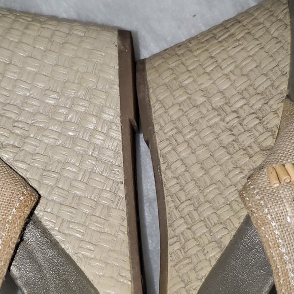 Montego Bay Club Size 10 W Wedge Jeweled Upper. - Picture 4 of 13